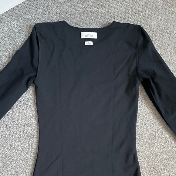 Aritzia Tops - Aritzia contour long sleeve top